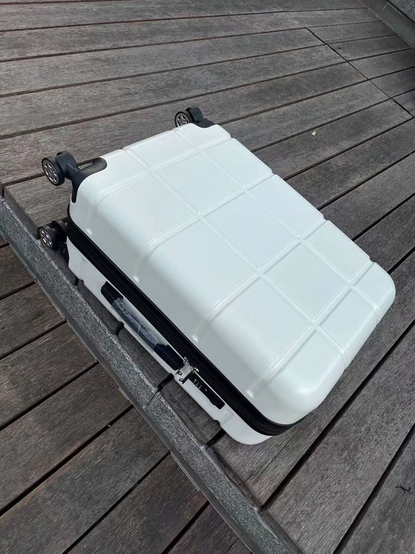 Yeni Tasarım Taşıyın Bavul ABS + PC Bavul Seti Sert Kabuklu Seyahat Çantaları Bavul Seti