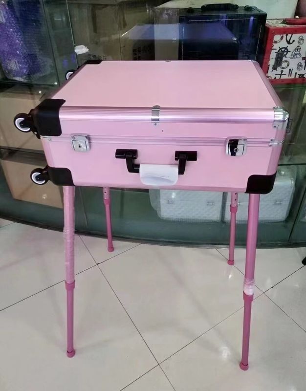 Makyaj Kutusu Düzenlenebilir Ayaklar Ağır Görevli Çanta Led Işık Ayna Kozmetik Dört Tekerlekli Trolley Makyaj Kutusu
