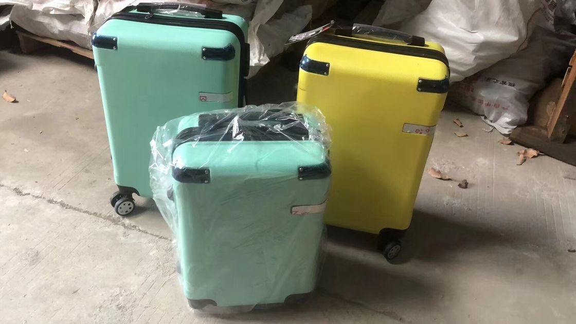 Sıcak Satış Yüksek Kaliteli Alüminyum Çerçeve Pc Trolley Uluslararası Seyahatçi Dolaşımlı Bagaj Düşük Fiyatlı