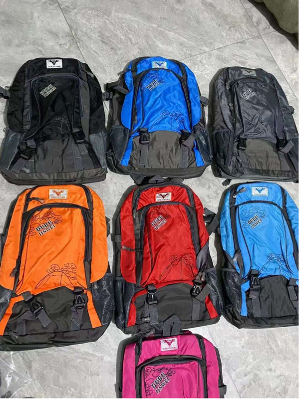 Moda Lüks Marka Erkek Kadınlar Dizüstü Sırt Çantası Bilgisayar Dizüstü Kitap Okul Çantası Büyük Depolama Unisex Rastgele Seyahat Çantaları