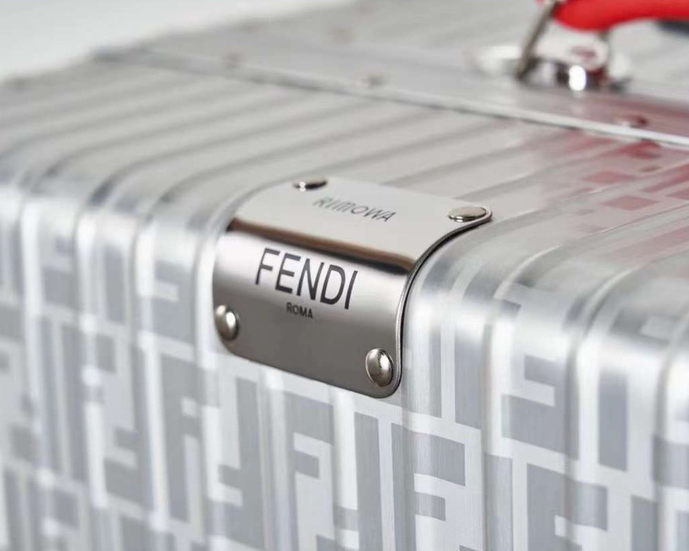 Çin Online Piyasaları Tüm Alüminyum Alaşım Orijinal Kullanım Dayanıklı Seyahat Arabası Kutusu Marka Seyahat Bagaj Setleri Lüks