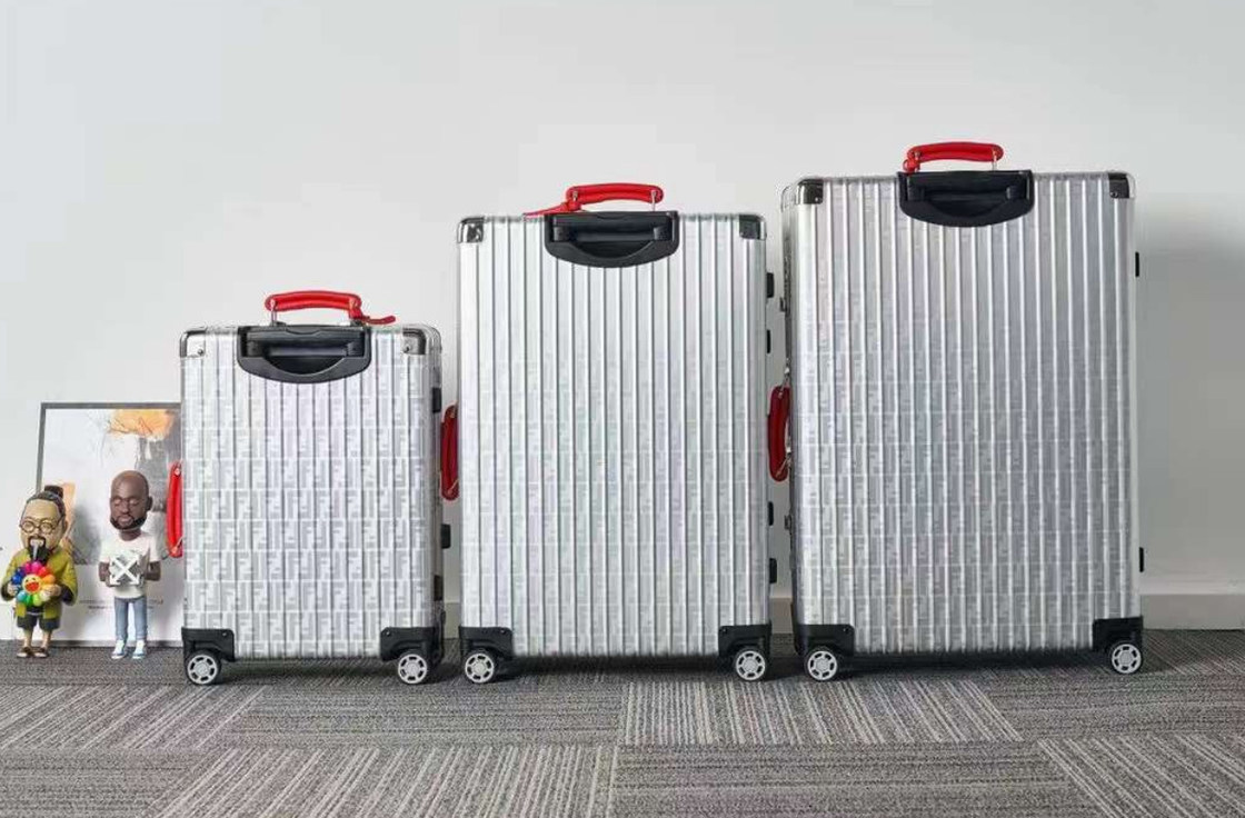 Çin Online Piyasaları Tüm Alüminyum Alaşım Orijinal Kullanım Dayanıklı Seyahat Arabası Kutusu Marka Seyahat Bagaj Setleri Lüks