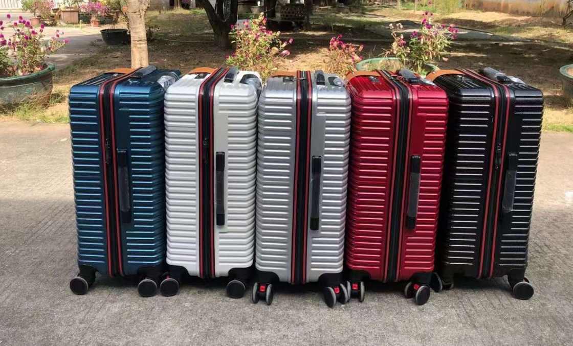 Alüminyum Çerçeve Hardside Rolling Zipper Flight Case OEM ODM Custom Label Anti-Scratch 4 Whee ile seyahat bagaj çantası