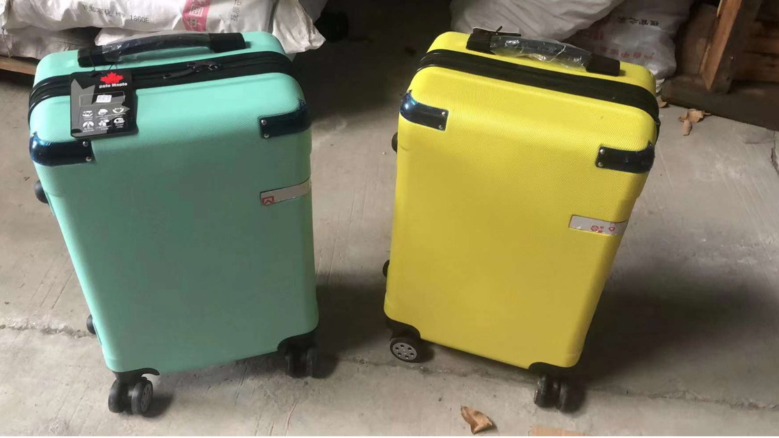 Sıcak Satış Yüksek Kaliteli Alüminyum Çerçeve Pc Trolley Uluslararası Seyahatçi Dolaşımlı Bagaj Düşük Fiyatlı