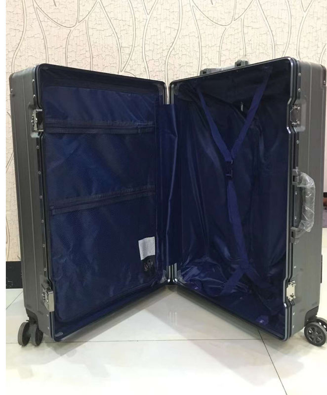 Bagaj Çantaları Taşıyın Çantalar Özel Çantalar Çantalar Sıcak Satış Alüminyum 28 Inch Spinner Unisex
