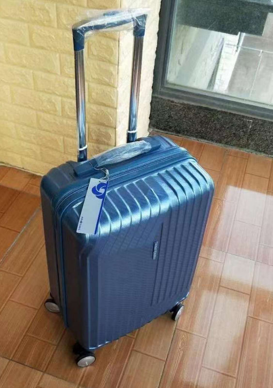 Unisex ABS seyahat bagajı seti Fabrika Doğrudan 3 Parça Spinner Caster Çantalar