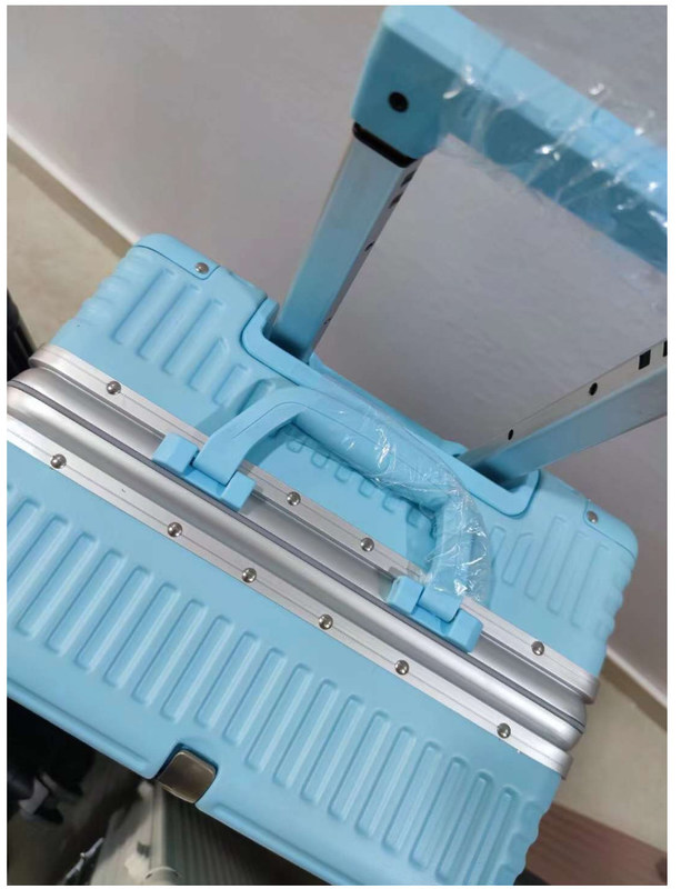 Arabada iş ve seyahat bagajı 20 24 inç taşınabilir ABS Unisex Alüminyum çerçeve valizi