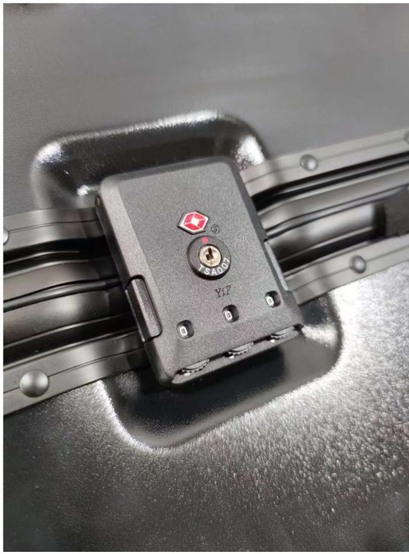 Parlak Renkli ABS+PC Alüminyum El Bavul Fiyat Yüksek Kalite En Yeni Bavul Arabası Çantaları Sıcak Satış İş Gezisi Bavul