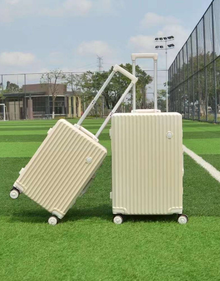 Çin Tedarikçi Ucuz Yeni Popüler ABS PC Unisex Seyahat Bagaj Çantası Seti Trolley Çanta Bagaj